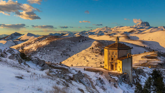 La chiesa sul Gran Sasso