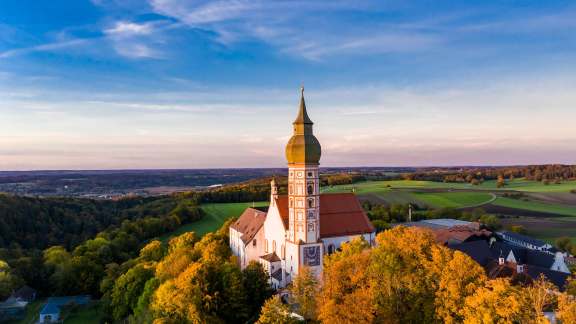 Kloster Andechs bei Sonnenuntergang, Andechs, Bayern