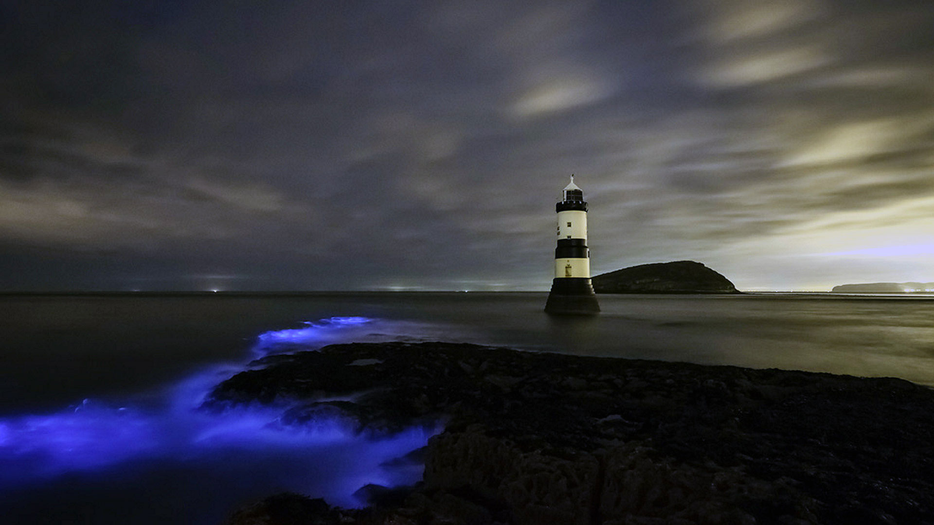 Bioluminescence at Trwyn Du Lighthouse in Wales