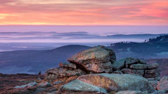 Sonnenaufgang auf dem Brocken, Nationalpark Harz, Sachsen‑Anhalt