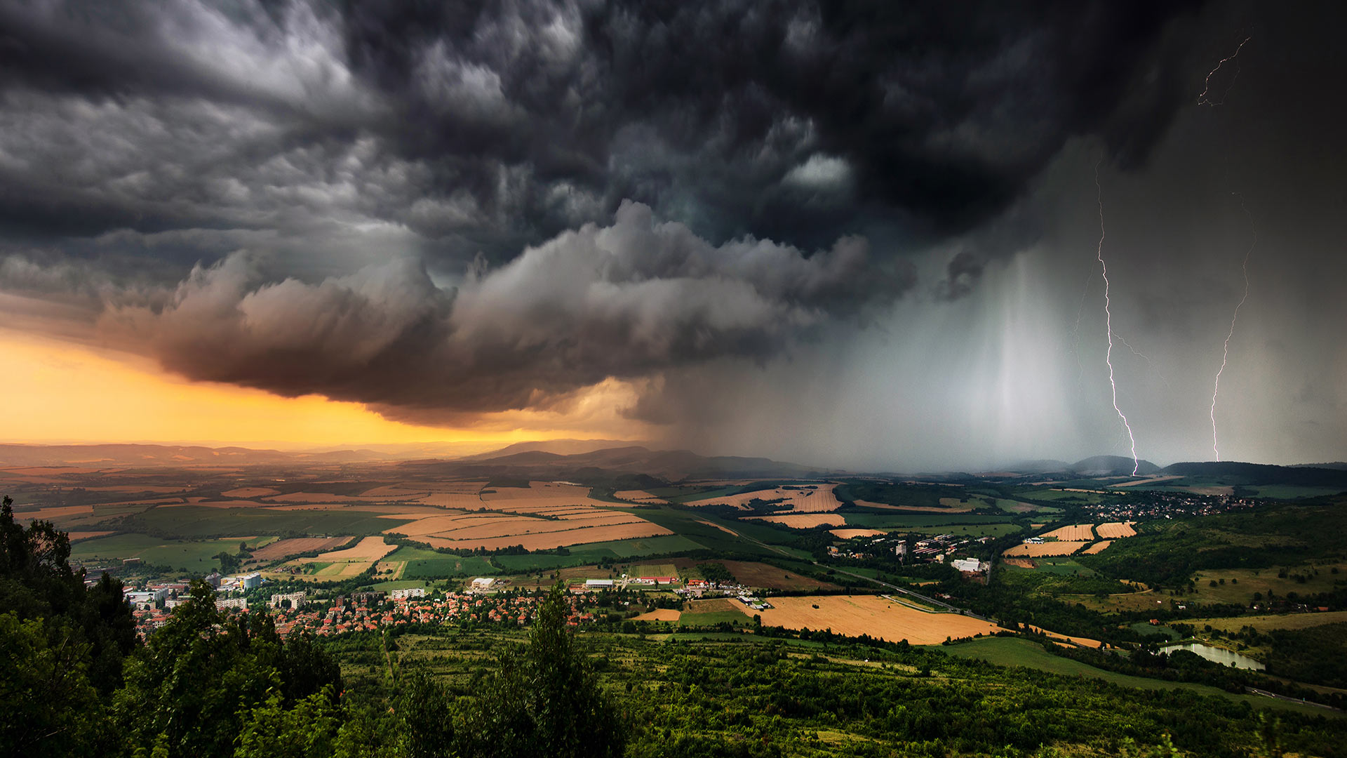 Thunderstorm above the plains, Bulgaria
