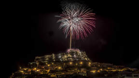 Fuochi d’artificio durante la notte di Ferragosto (©Stefania Loriga/Getty Images