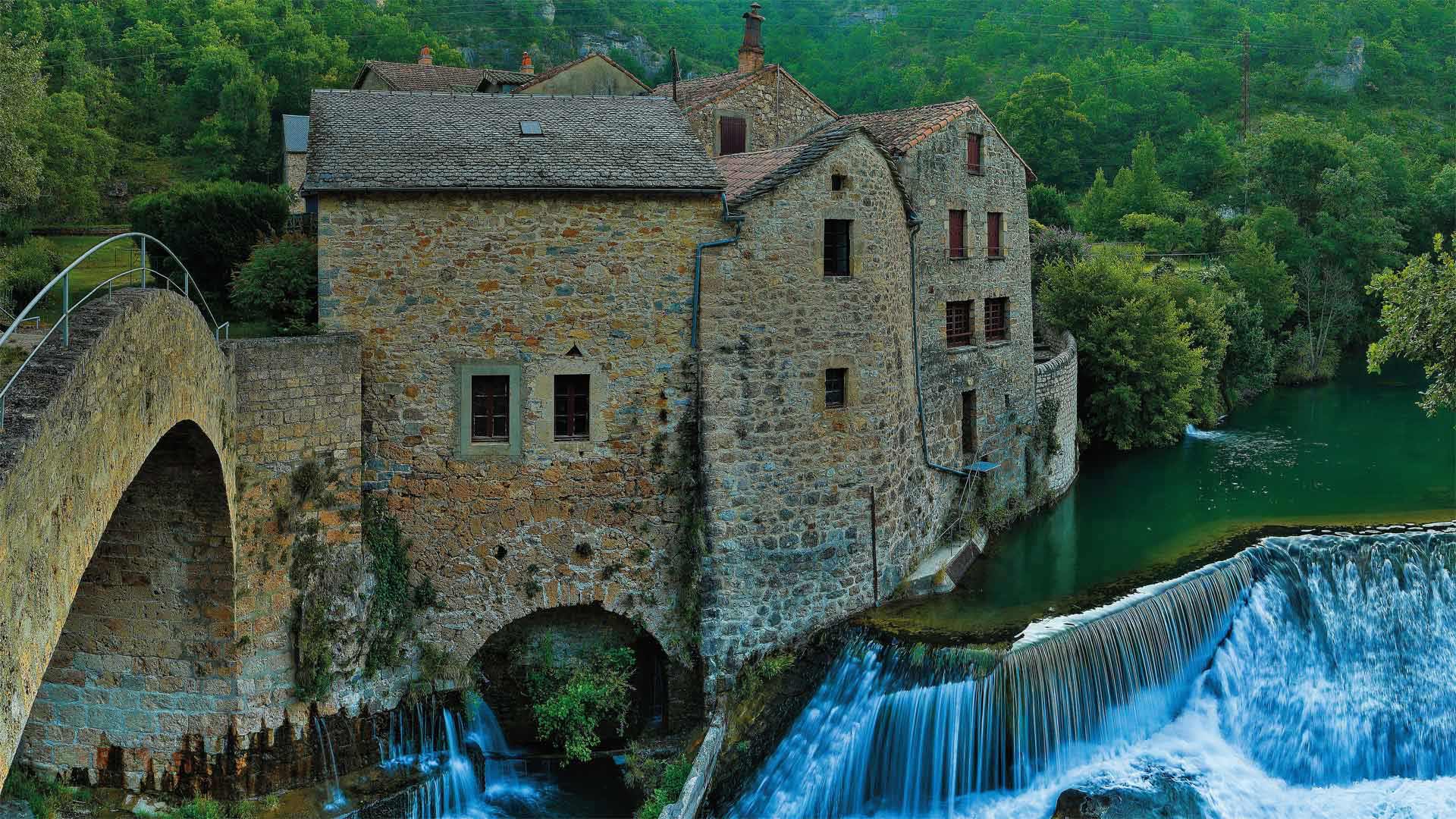A gorge-ous mill in the Causses