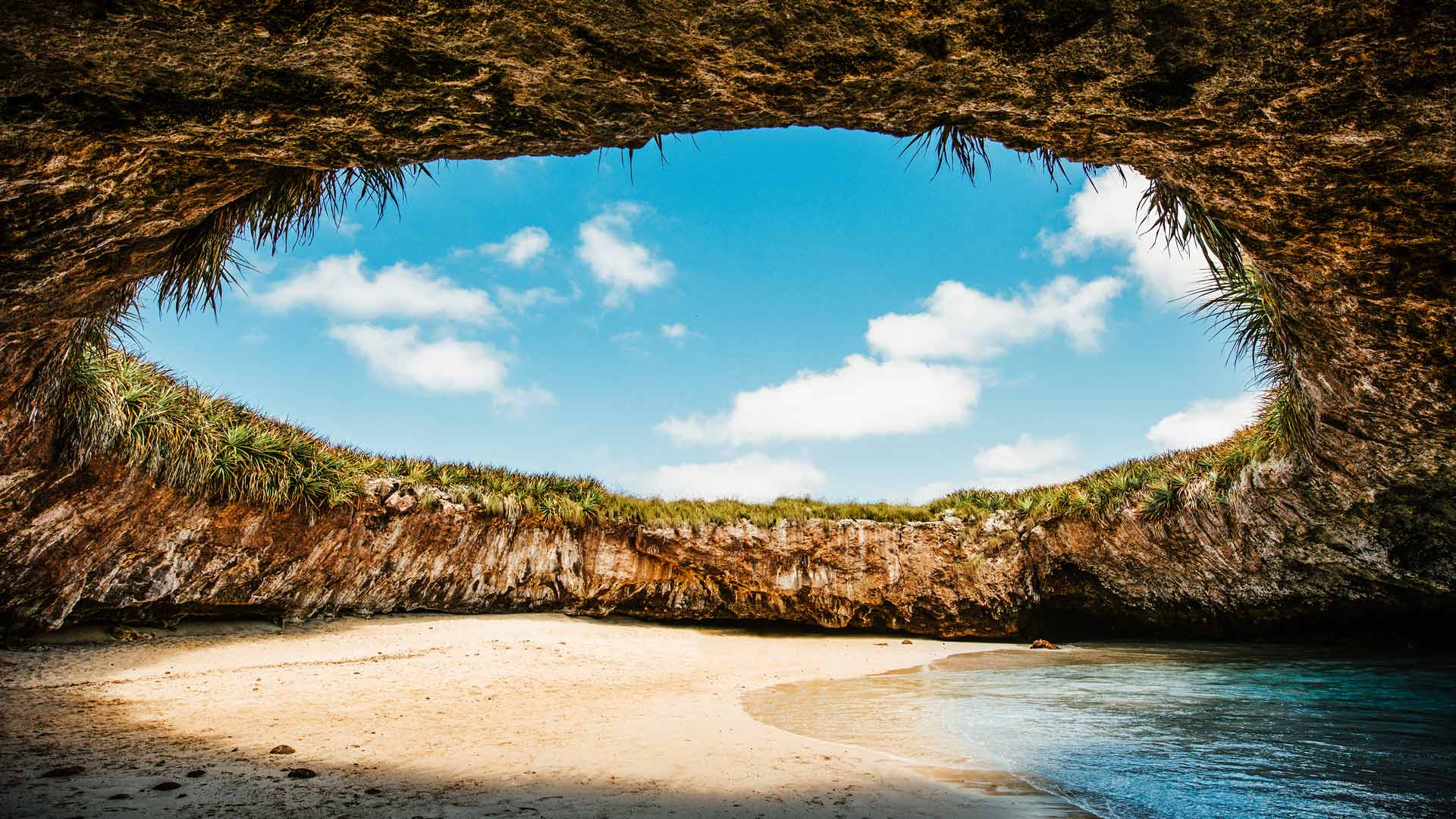 メキシコの秘境の砂浜