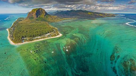 Getting to the bottom of the underwater waterfall