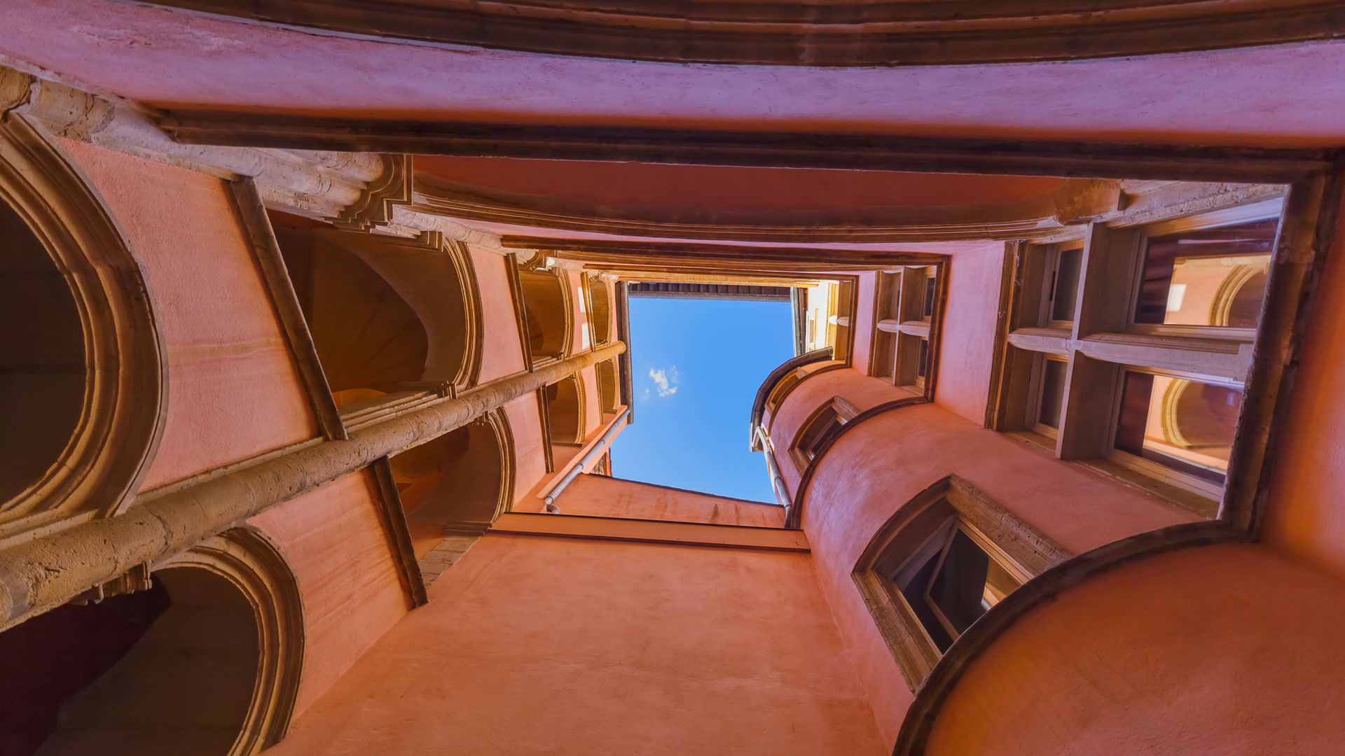 承载过往的篇章