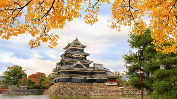 今日は松本城の日