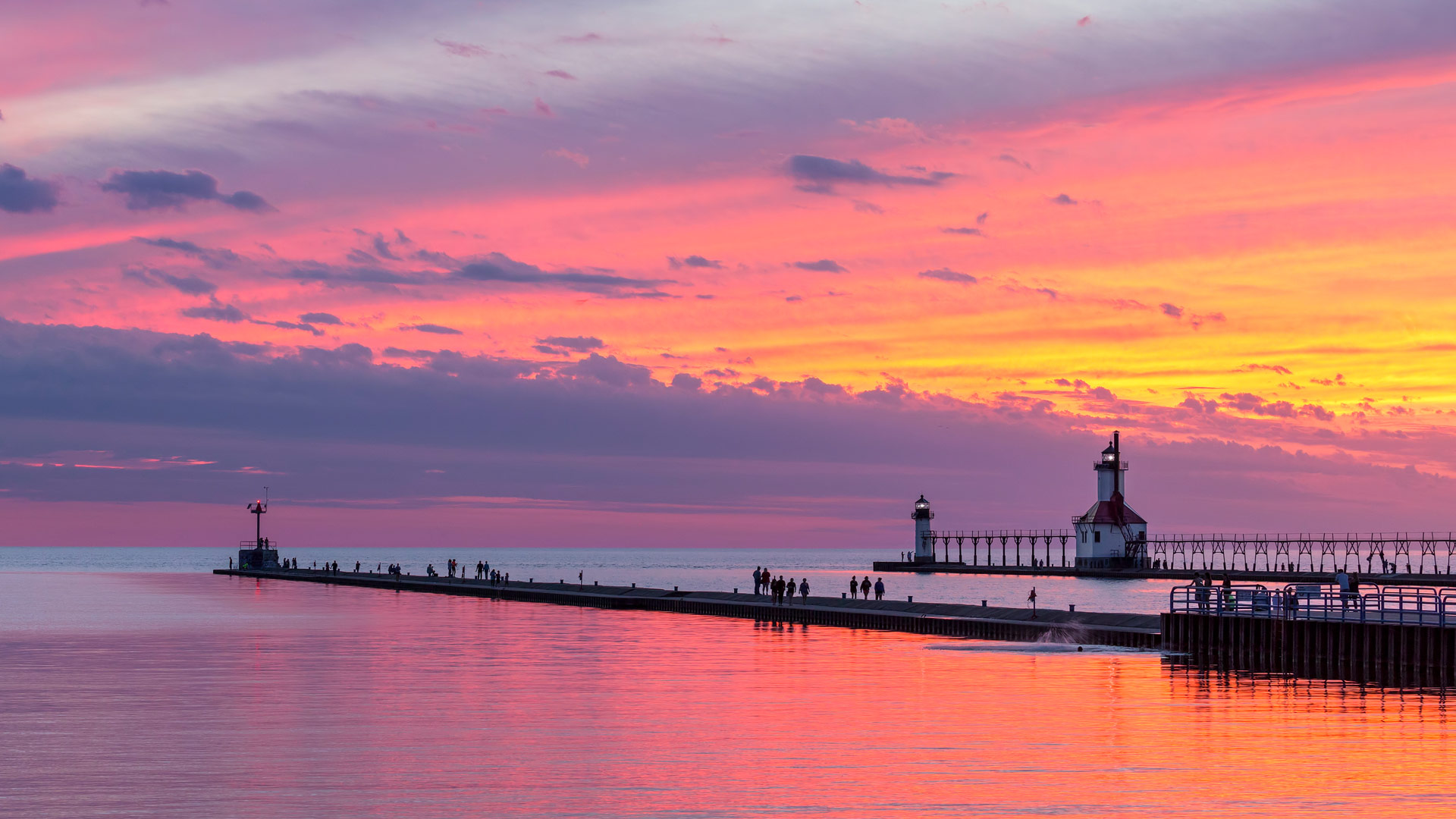 Bing HD Wallpaper Aug 7, 2024 St. Joseph North Pier Inner and Outer