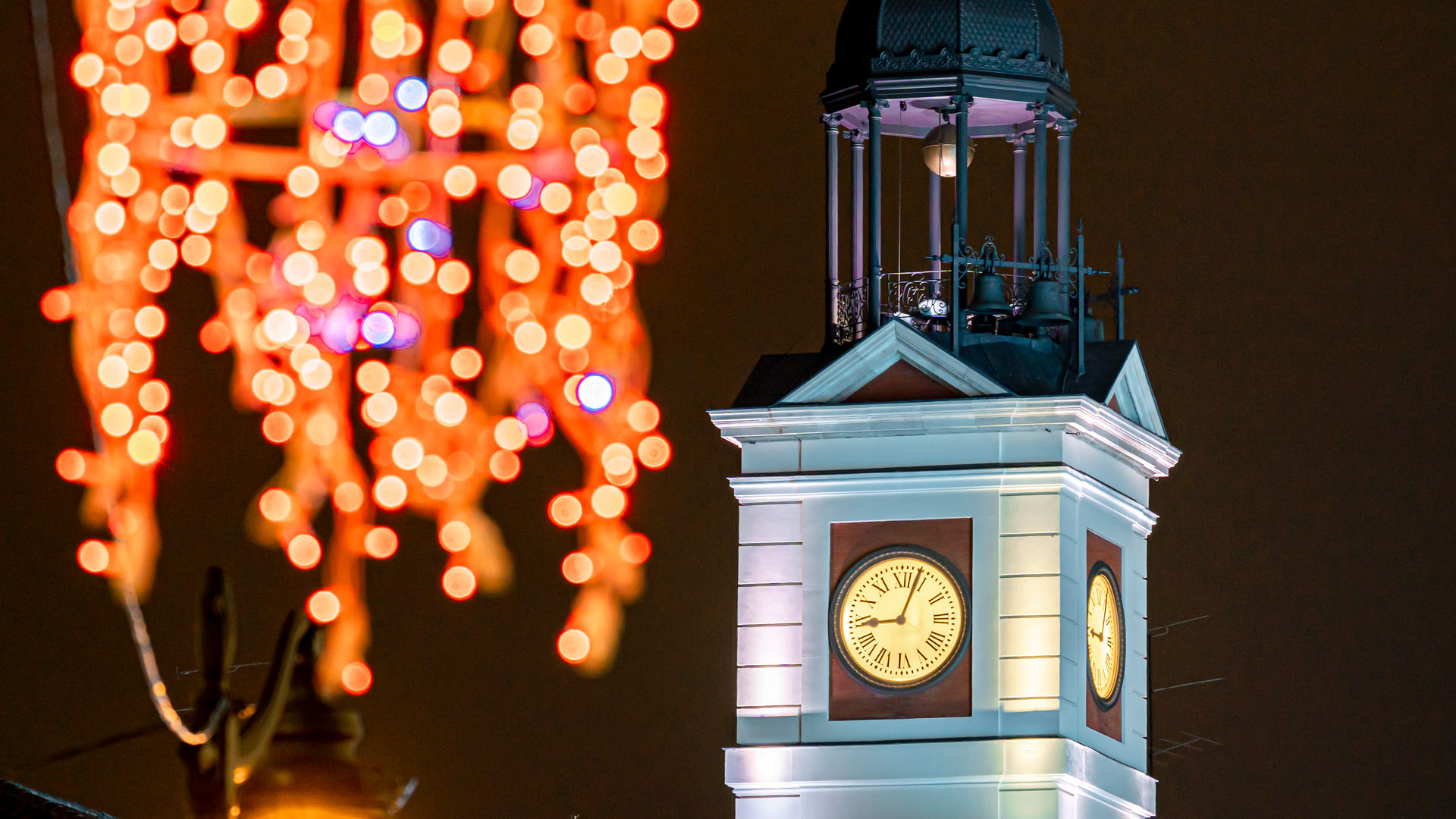 Bing HD Wallpaper 31 de dic. de 2024: Nochevieja en la Puerta del Sol ...