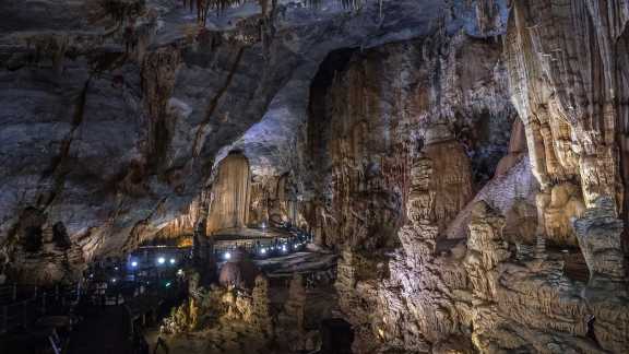 Paradise Cave, Phong Nha-Ke Bang National Park, Vietnam