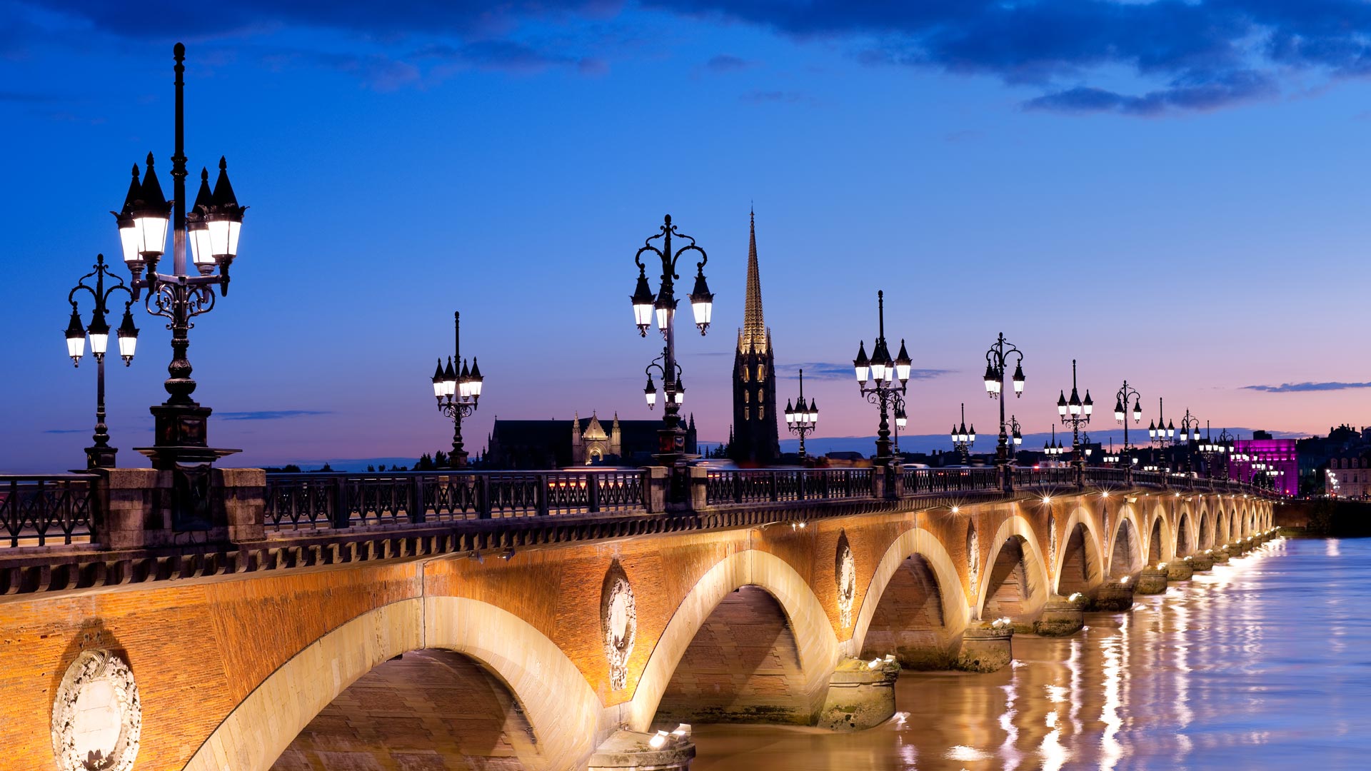 Bing image: Pont de pierre, Bordeaux, France - Bing Wallpaper Gallery