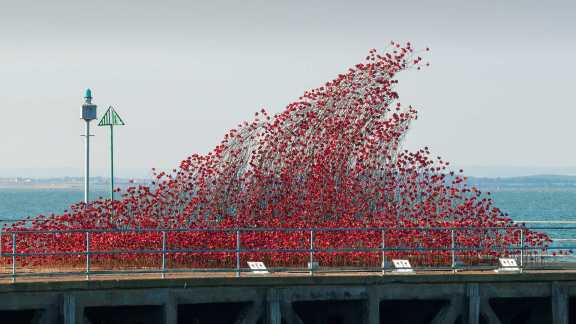 A wave of remembrance