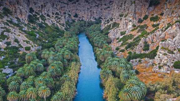 A gorge-ous place to drop in