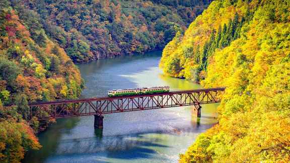 今日は鉄道の日