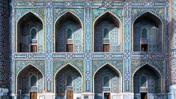 精巧な装飾が施されたイスラム建築
