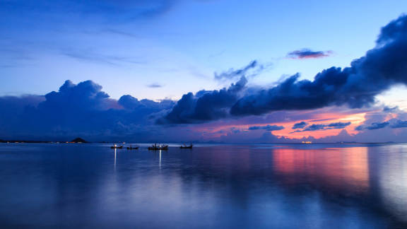 Harbor and longtail boats at Ko Samui, Thailand