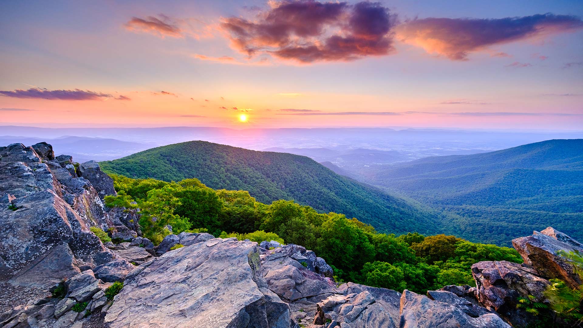 Hawksbill Mountain, Shenandoah National Park, United States