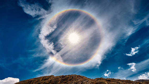 Rainbow around the Sun