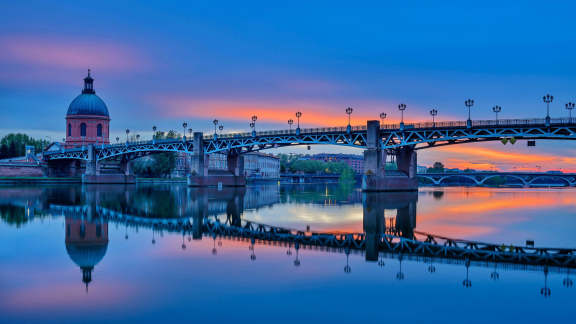 Pont Saint-Pierre et le dôme de la Grave, Toulouse