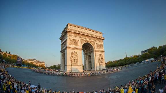 Arrivée du Tour de France 2025