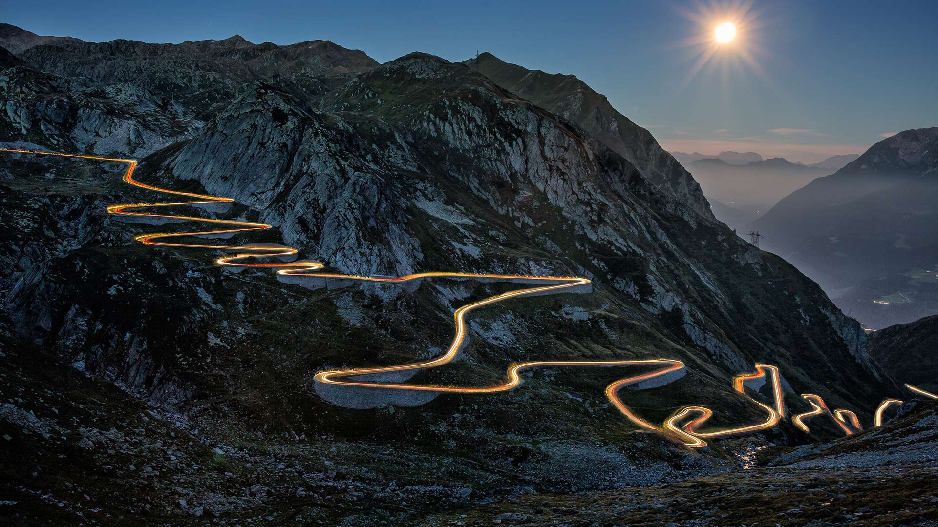 Carretera Tremola en el paso de San Gotardo, en Airolo, Suiza