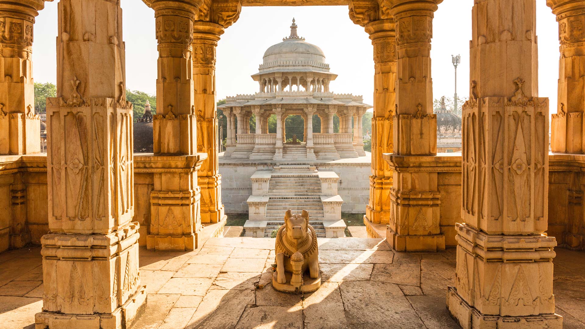 Udaipur City Palace Images – Browse 5,893 Stock Photos, Vectors, and Video  | Adobe Stock