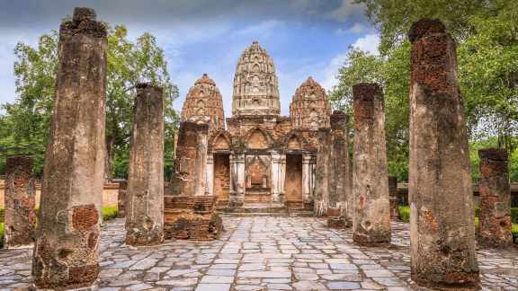 Wat Sri Sawai in Sukhothai Historical Park, Thailand