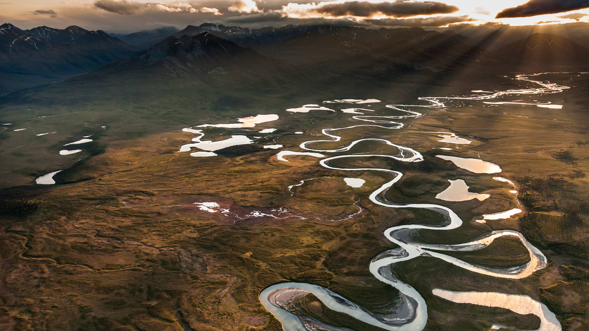 Bing image: Wind River, Arctic National Wildlife Refuge, Alaska, USA ...