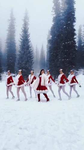 This is one of the reasons why you love Christmas short MP4 video