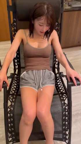 What's the magic of this chair? short MP4 video