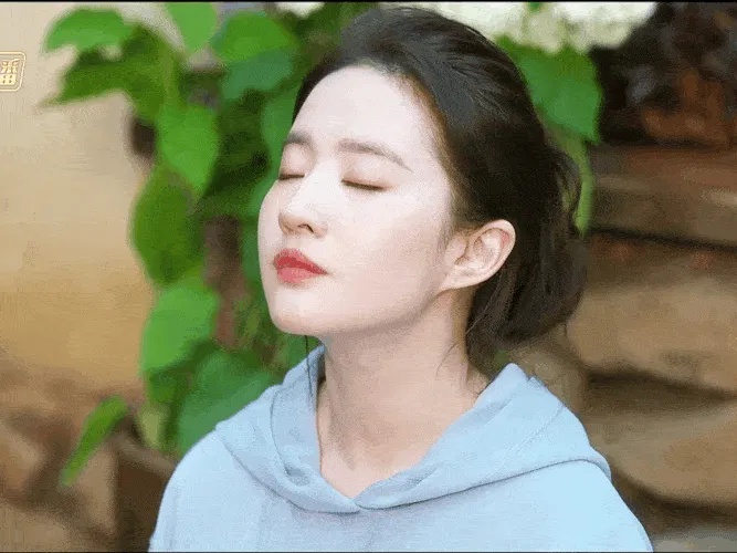 Fresh air, refreshing GIF