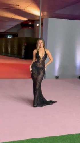 Addison Rae makes sexy appearance at Academy Museum Gala short MP4 video