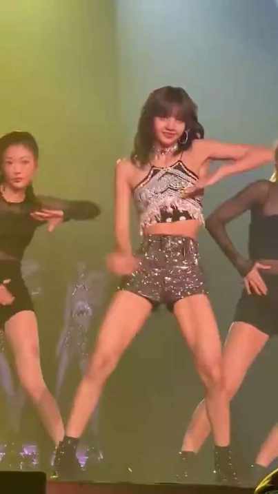 Lisa dancing short MP4 video