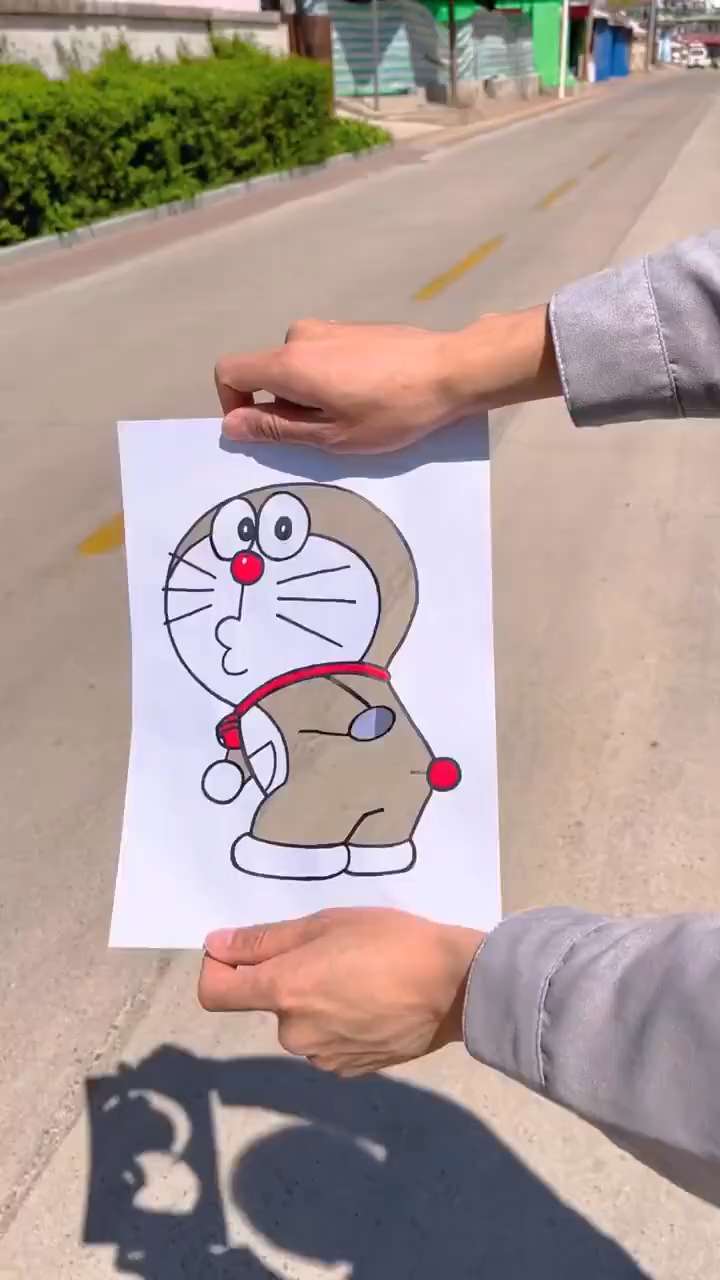 Color-changing Doraemon