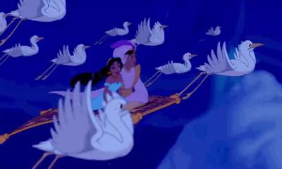 Aladdin: the fairy crane crowd pulls Persian tapestry