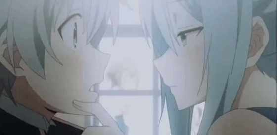 Female character takes the initiative to kiss short MP4 video