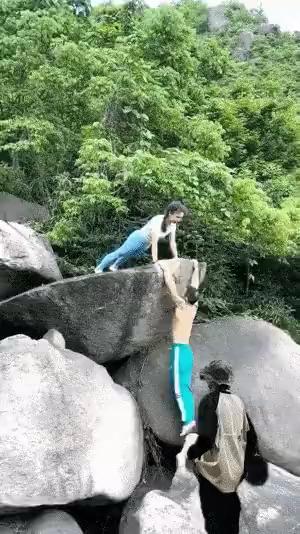 kiss and exercise, love on the cliff