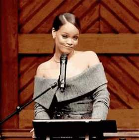 Rihanna's funny expressions short MP4 video