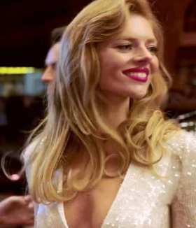 Samara Weaving in a sparkling low cut gown short MP4 video