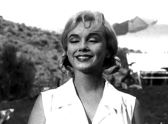 Marilyn Monroe in the 1961 movie "Disordered Mandarin Ducks"​​​​ short MP4 video