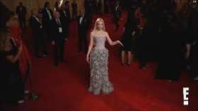 Anya Taylor Joy red carpet beautiful moment, blonde hair, bare back short MP4 video