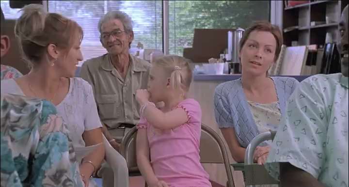 7-year-old Elle Fanning in "Because of Winn-Dixie"