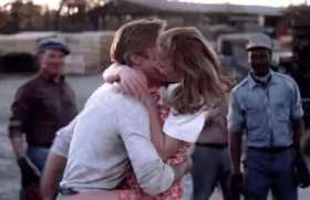 Ryan Gosling and Rachel McAdams kiss passionately short MP4 video