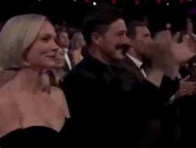 Carey Mulligan applauds gracefully short MP4 video