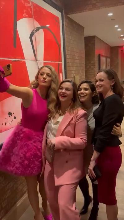 "Summer of Jeans" stars reunite, wear pink clothes to watch "Barbie"