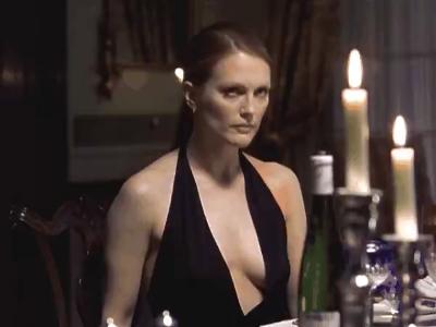 Julianne Moore's black dress in Hannibal