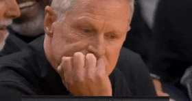 Shot clock malfunctions, Steve Kerr shakes his head helplessly GIF