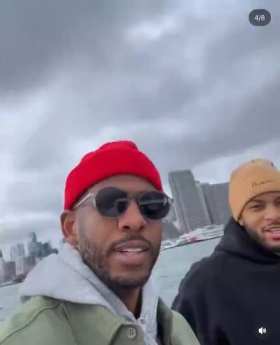 Chris Paul and Moses Moody boarded Klay Thompson's boat short MP4 video