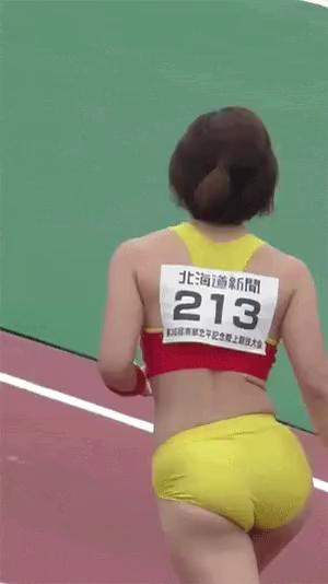 Short haired beauty athlete from Japan short MP4 video