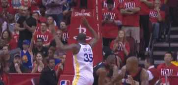 chris paul hit kevin durant's hip GIF